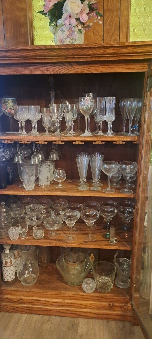 ESTATE SALE ANAHEI.