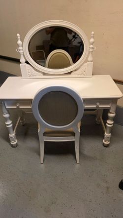 Kids large vanity
