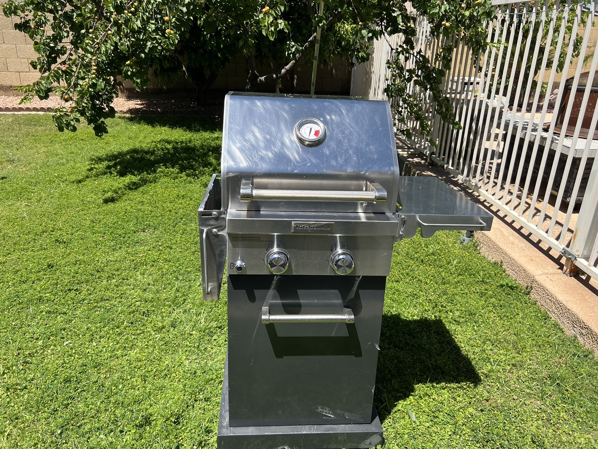 Kitchenaid 2 burner gas grill hot sale