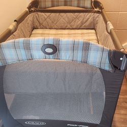 Baby Crib 