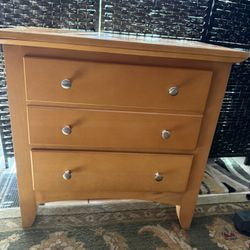 3-Drawer Nightstand Solid 