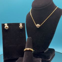 # 24. Gorgeous 3-Piece Moissanite Jewelry Set