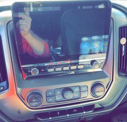 11 inch Silverado Radio