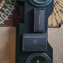 Memphis subs and 2 amps