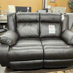 Top of the Line Ashley Power Reclining Loveseat 