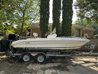 BOAT: 18’ Sea Ray Center Console w/ 135 HP Mercury Saltwater. Hull model: 1992 Laguna