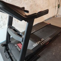 Treadmill 