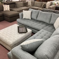 🇺🇸HUGE Blowout Furniture Sale!🇺🇸 Brand New Sectional W/ Accent Pillows! $50 Down Takes It Home Today!