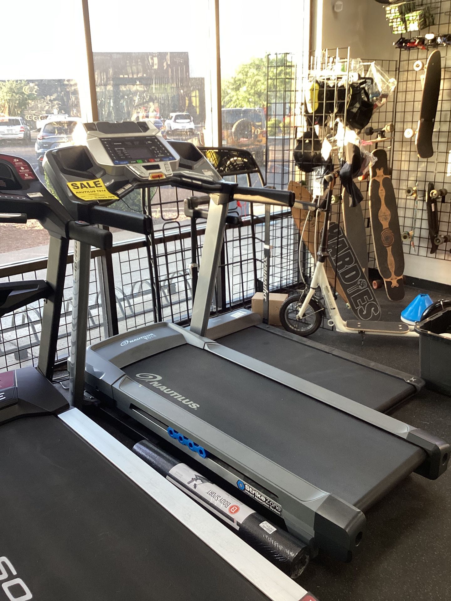 Nautilus T614 Treadmill