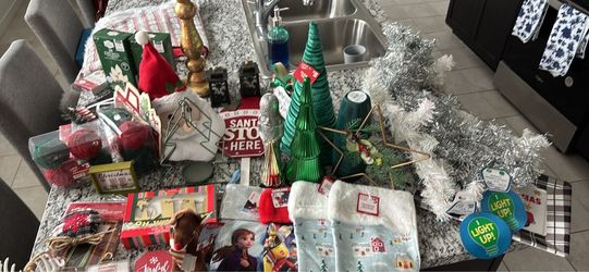 Christmas lot. All new w/tags