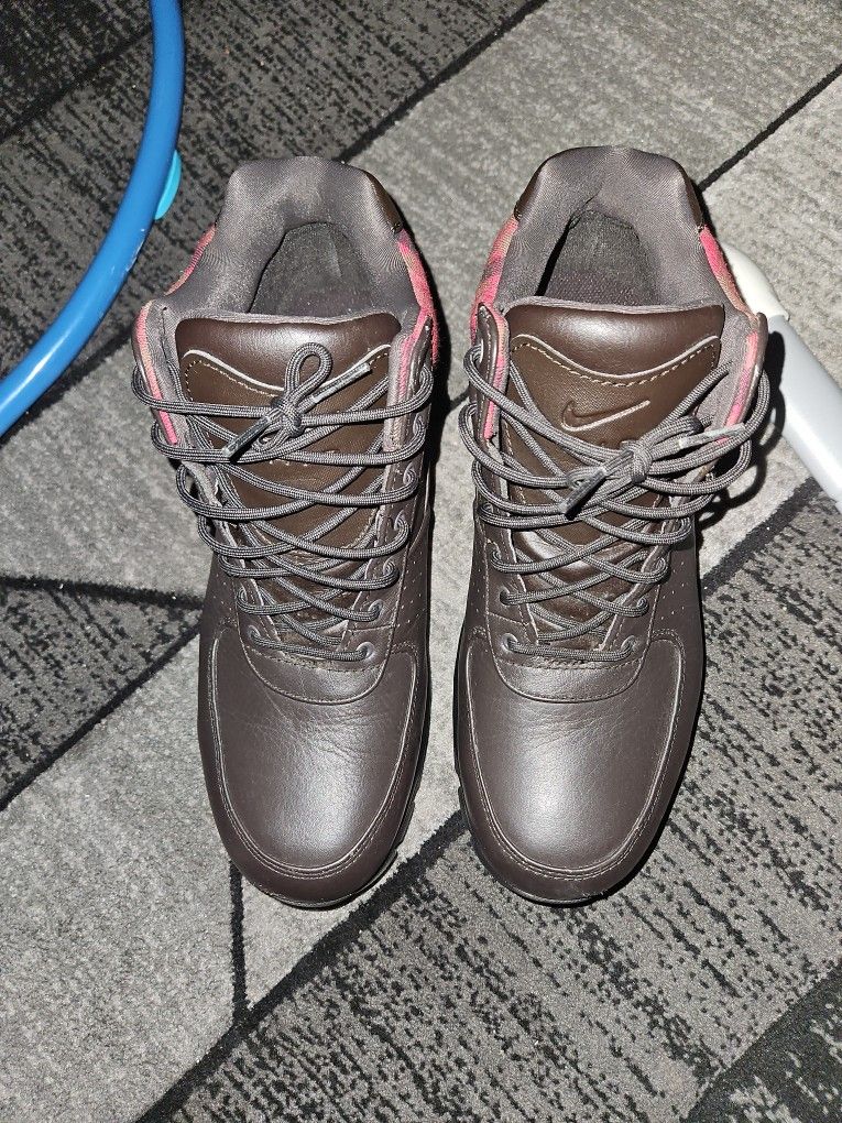 Nike AirMax Goadome SE Boots