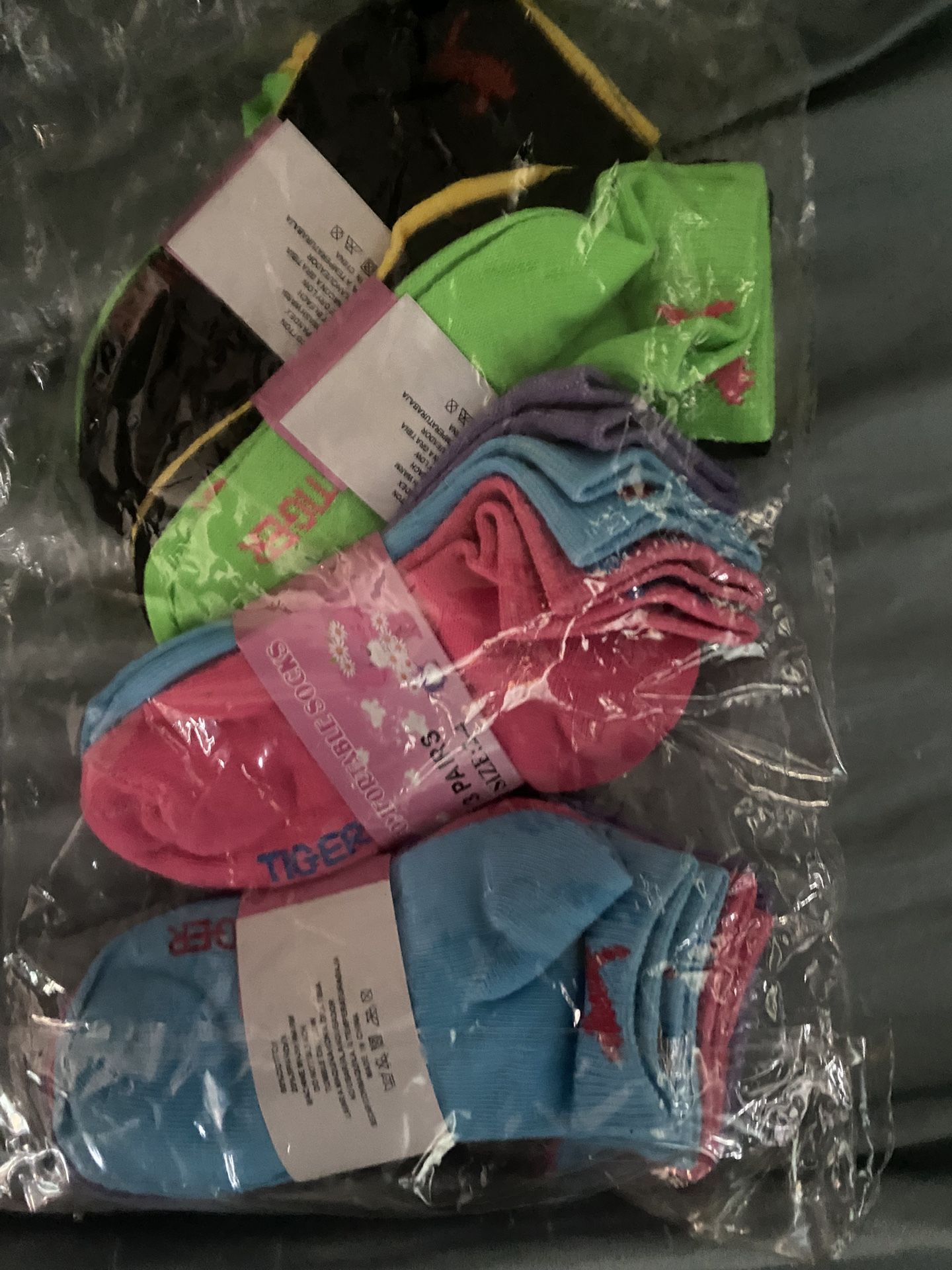 children's multi color ankle socks 