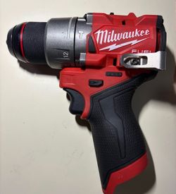 Milwaukee new hammer drill fuel M12