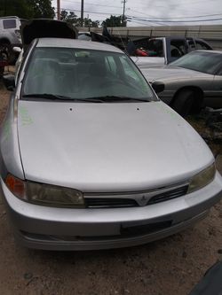 2001 Mirage 4 cilindros Automatico parts only