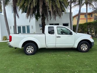 2013 Nissan frontier $4800 0r??Pompano