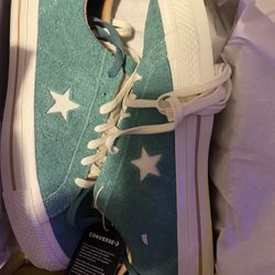 BRAND NEW Converse One Star Pro