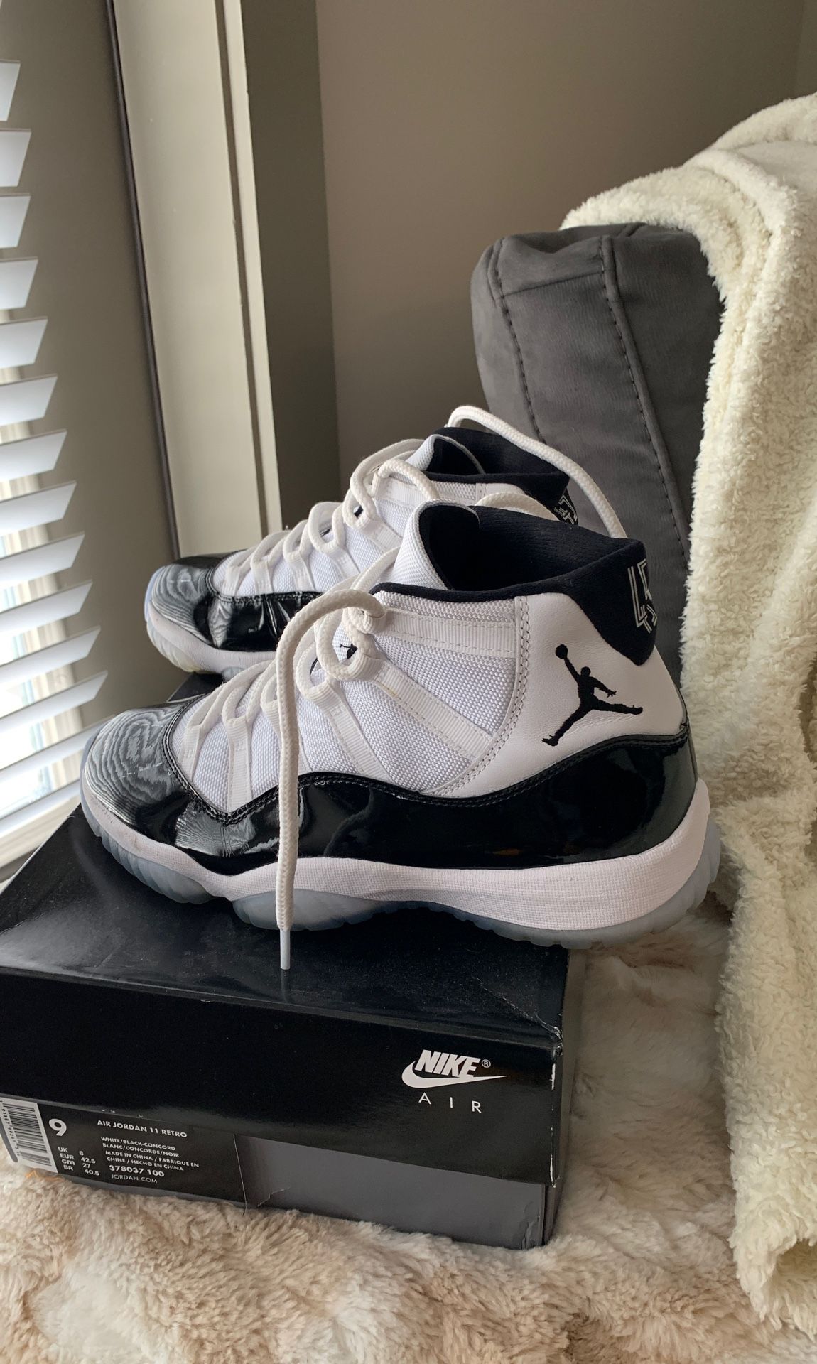 Concord 11 Size 9