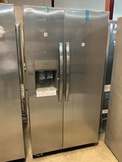 Frigidaire FRSS2623AS Side-by-Side Refrigerator (Open-Box / Scratch & Dent)