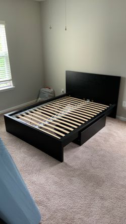 IKEA FULL SIZE Bedframe with storage drawers