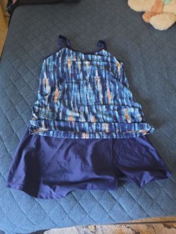 Two-Piece Tankini Swimsuit Set