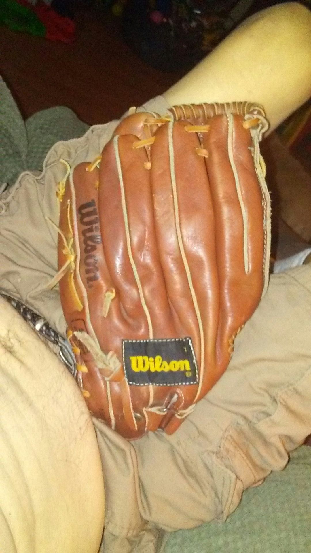 Wilson glove. A2124