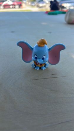 Dumbo figurine