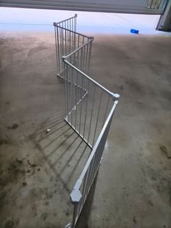 Regalo baby gate.