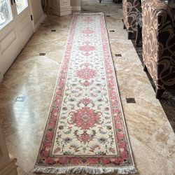 Persian Rug Hand Made From Top Raise 