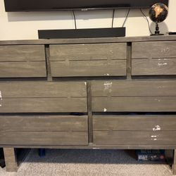 Living Spaces 7 Dresser Drawer 