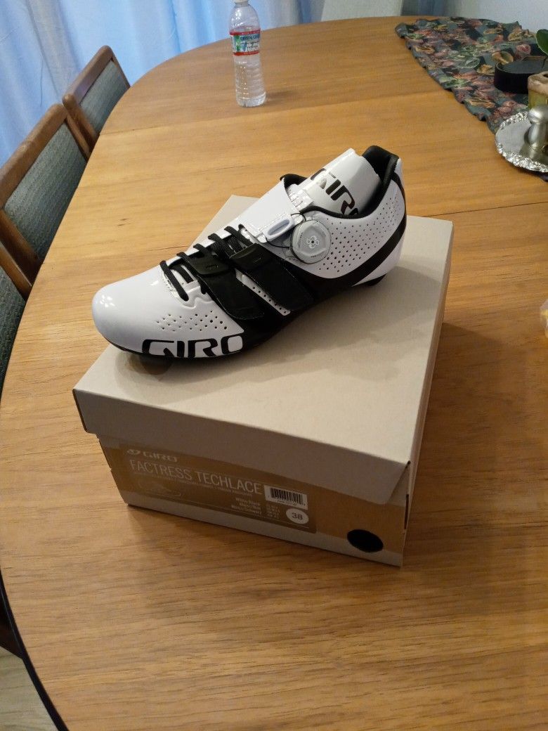 GIRO TECHLACE CYCLING SHOES