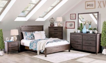 Brand New 4 Piece Weathered Oak Storage Bedroom Set