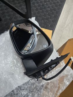 Passenger Side (Right) Power Door Mirror Fits 2017-20 Nissan Rogue
