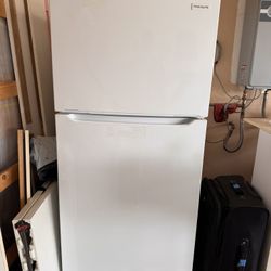 Frigidaire Refrigerator