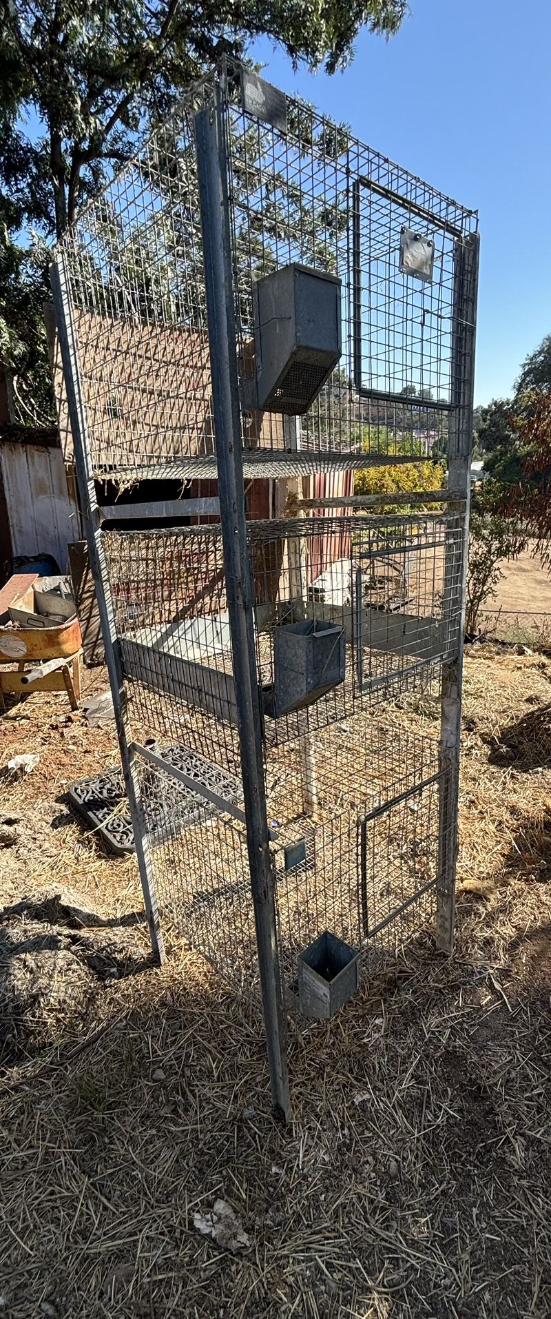 KW Cages Rabbit Cages