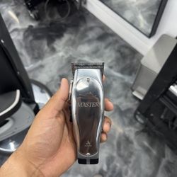 Andis Master Cordless