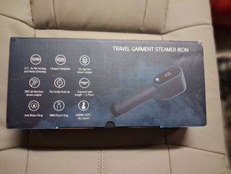 Kebnor handheld garment steamer