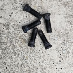 M14-1.50 Serrated Wheel Stud 