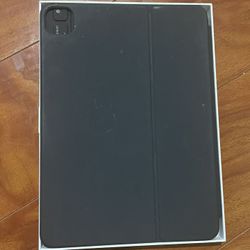 Apple iPad Keyboard/Case Folio-Model A2038-No iPad included