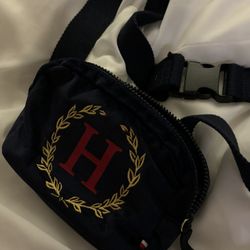 Tommy Hilfiger Navy Belt Bag