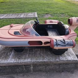 Star Wars Luke Skywalker's Landspeeder 12V Ride-On by Radio Flyer