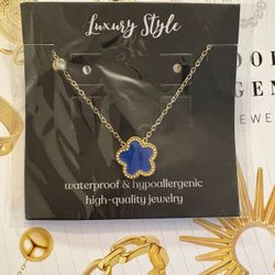 "FLOWER" NECKLACE, 18K GOLD PLATED 