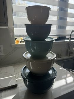 Round Food Storage Container