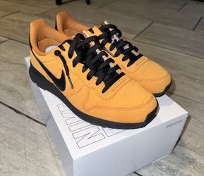 Nike shoes Size 7.5 men