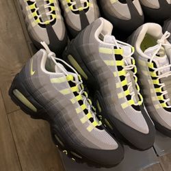 New Nike Air Max 95 “Neon” Sizes 10.5M 11.5M 12M 13M