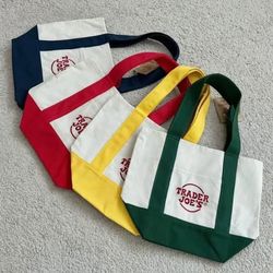 Brand New Trader Joe’s Mini Tote Classic Set of 4