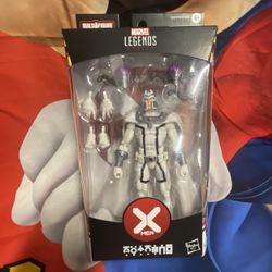Marvel Legends Magneto