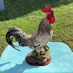 Rooster Statue 