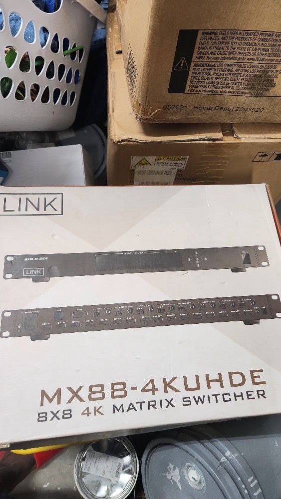 Link 8x8 Switcher 4k