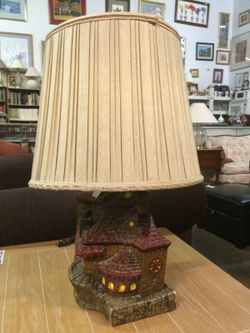1975 Pottery House Lamp