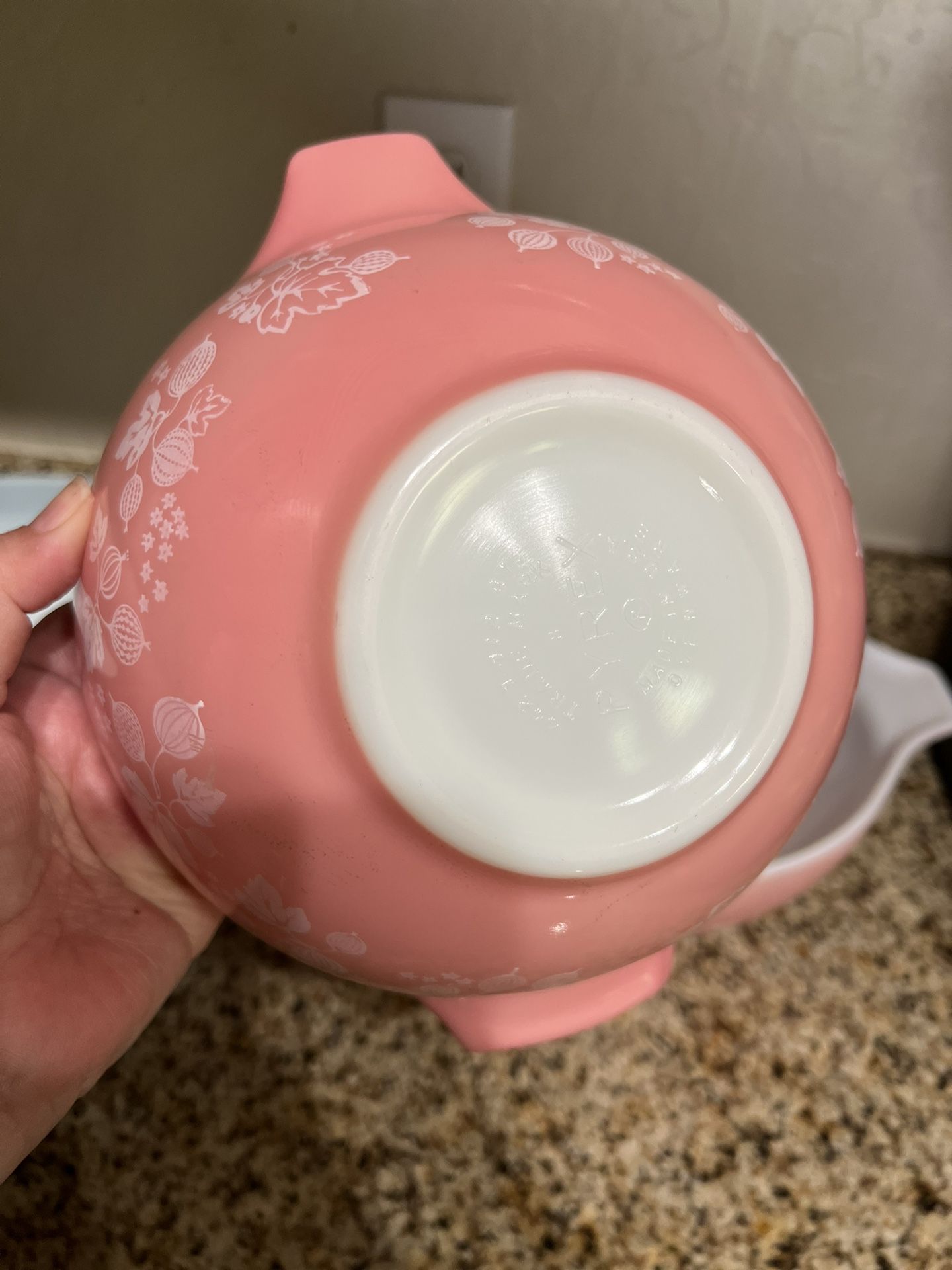 Set Of 2 Clear Pink Tupperware Storage/ Mixing Bowls for Sale in Banning,  CA - OfferUp